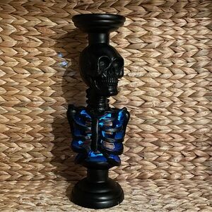 Skeleton Skull Bust Candle Holder Halloween Changing Lights 12”‎
